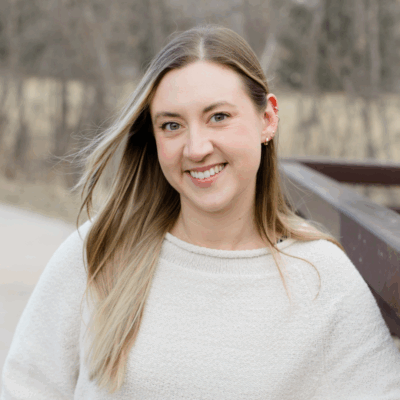 Meet Ariel Kallenbach, licensed Boulder acupuncturist specializing in women’s health, fertility, and hormonal balance. Now seeing new patients at Acupuncture Clinic of Boulder.